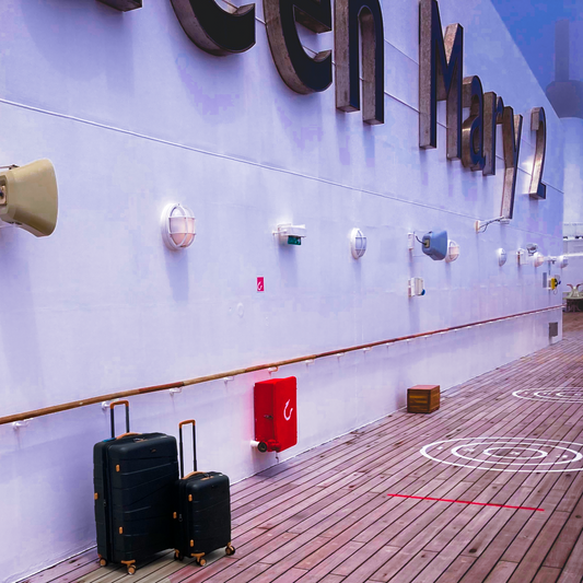 📢 The rumors are TRUE! 🚢 Our Lieber's Luggage Legacy Collection has officially been spotted making a transatlantic voyage aboard the legendary Queen Mary 2! ✨