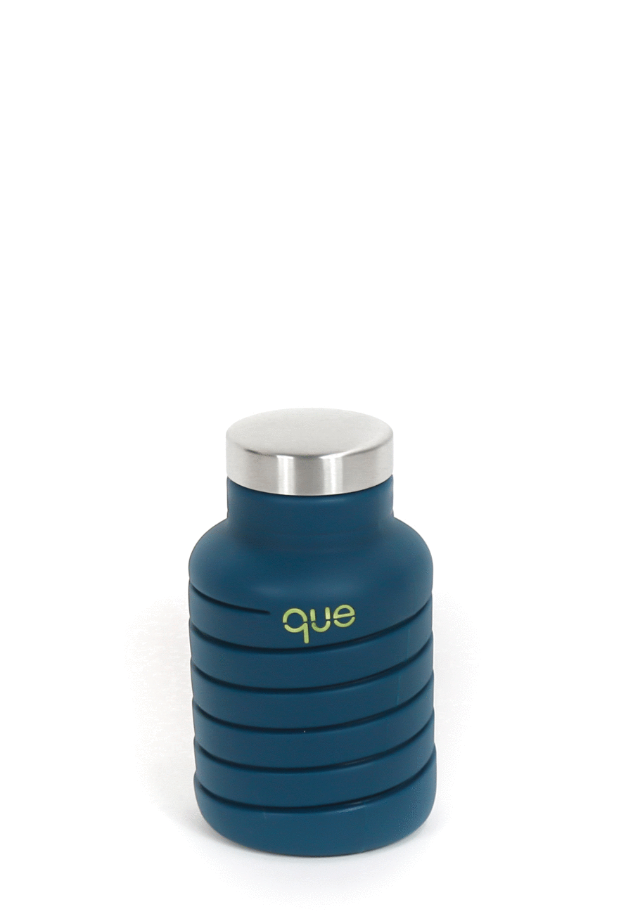 Que Bottle- 20 oz Collapsible Water Bottle Midnight Blue