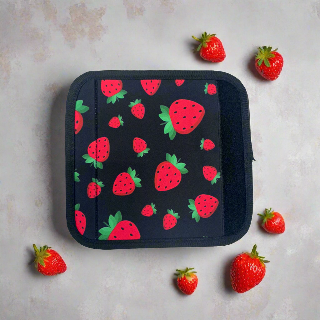 Large Luggage Handle Wrap/Identifier- 5.4 x 5.4 Strawberries