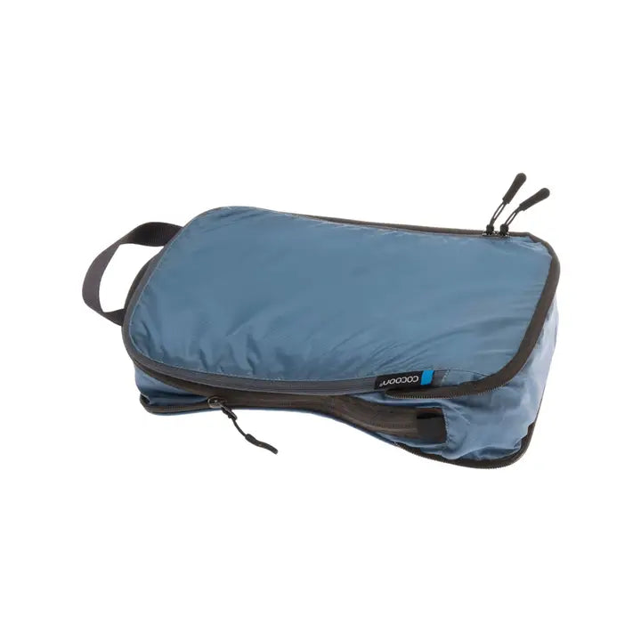 Cocoon- Squeezer LIGHT Compression Packing Cube Ecomade- Size Medium Ash Blue