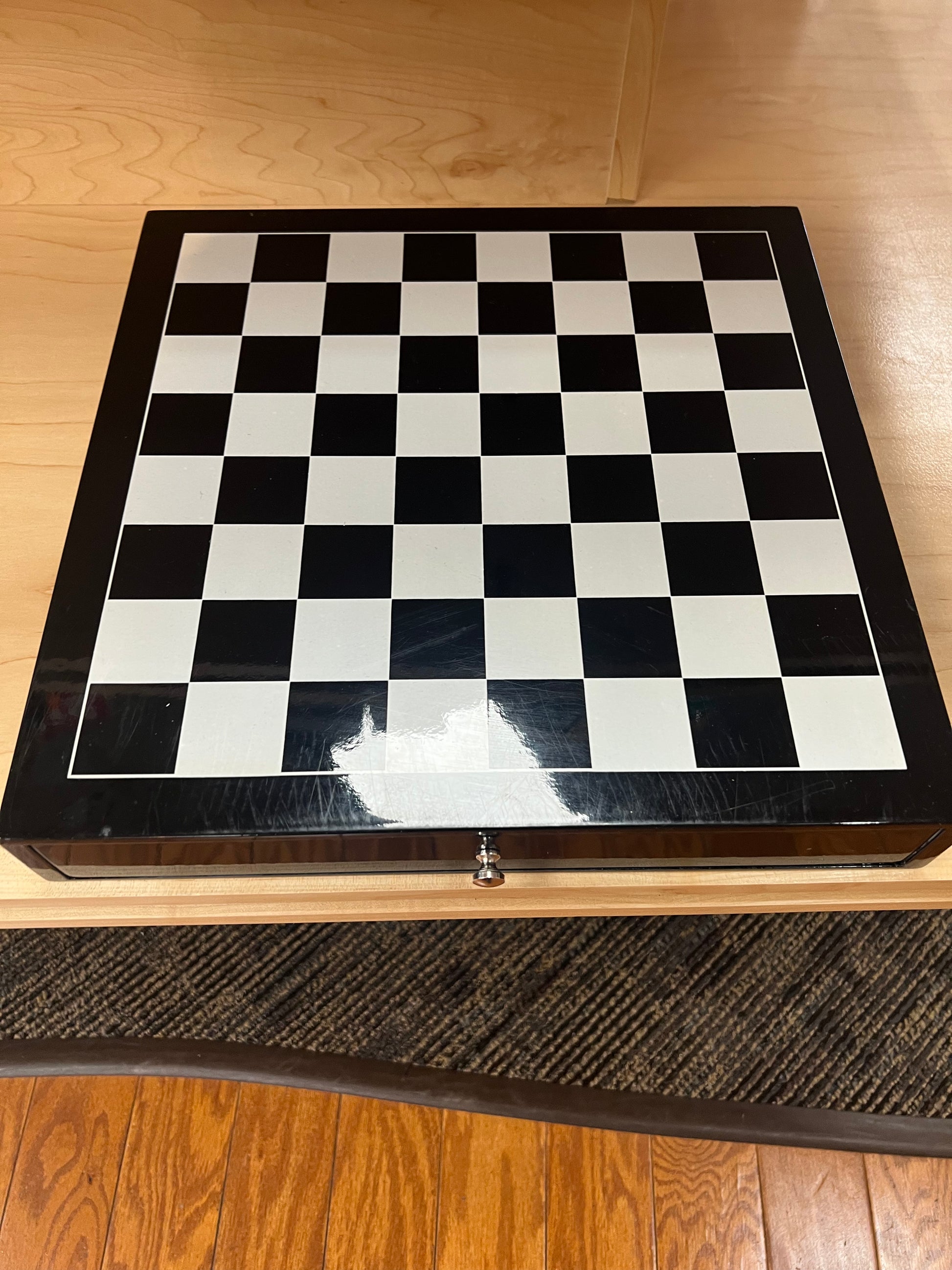 On Sale- Laquer Chess Set