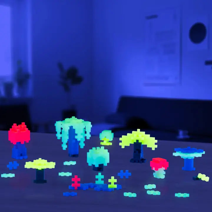 Plus Plus Mini Maker 3D Puzzles Glow Mix