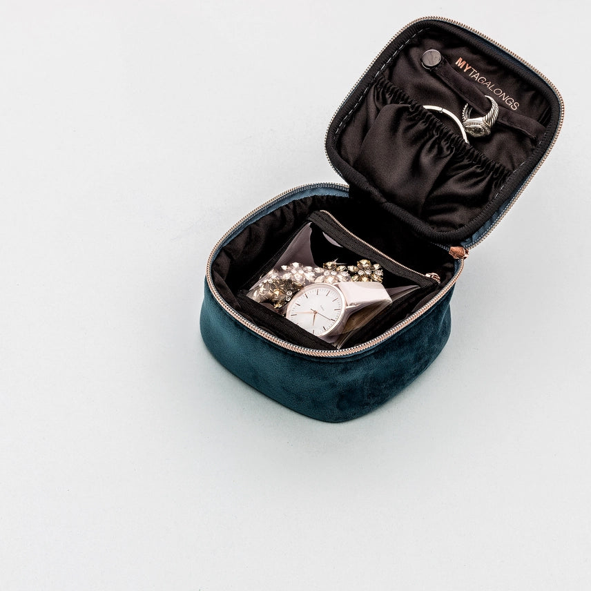 MYTAGALONGS Jewelry Organizer