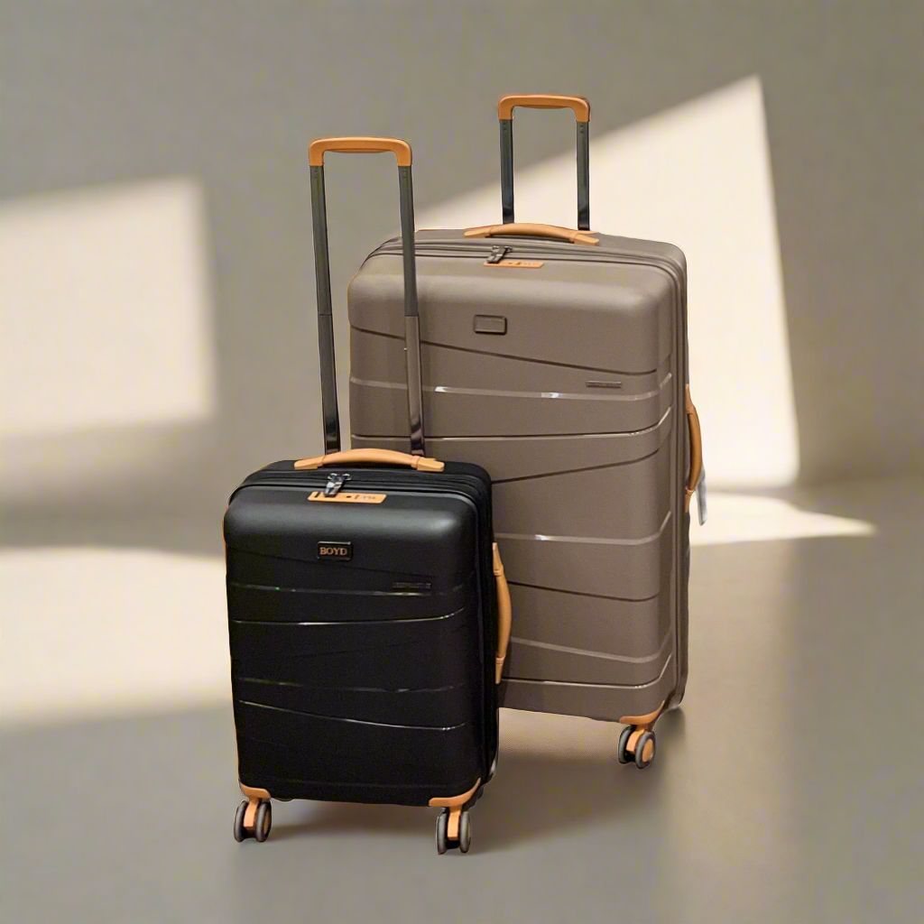 Lieber's Luggage® Legacy Expandable 21" Hardside Carry-On Spinner (Free Monogram, USA Assembled)