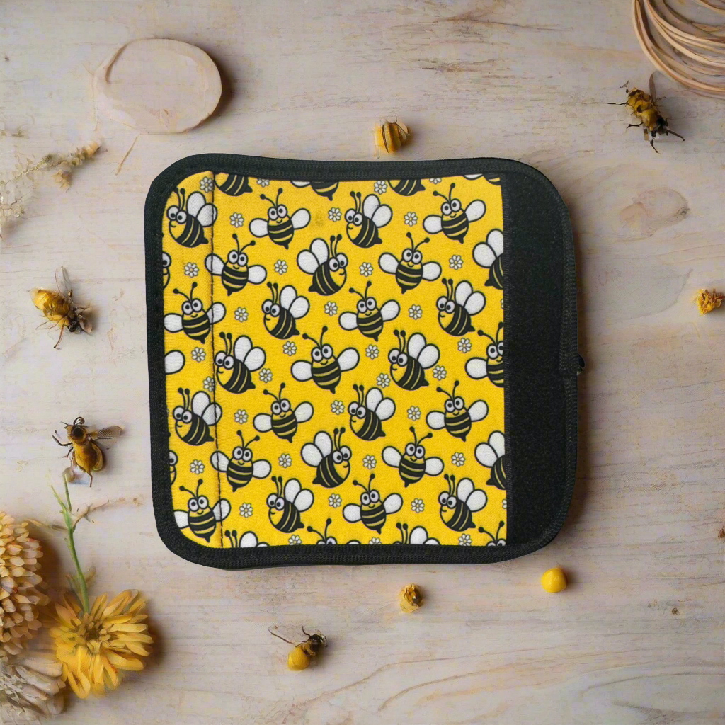 Large Luggage Handle Wrap/Identifier- 5.4 x 5.4 Bees