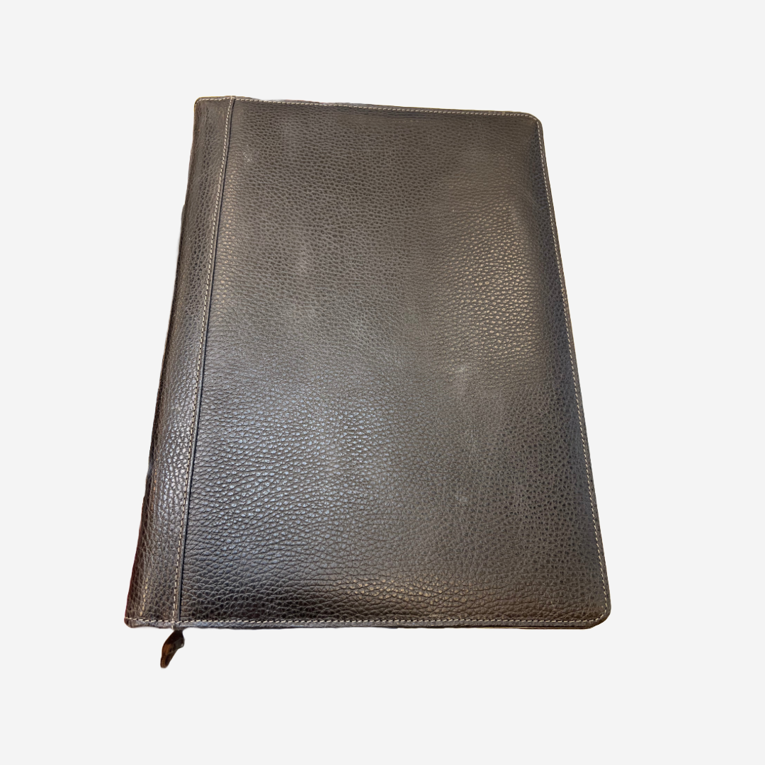 Classico Leather Zippered 3 Ringed Padfolio