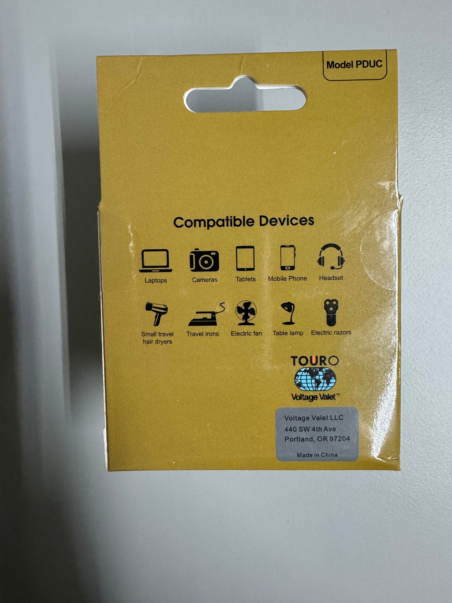 Voltage Valet UK Grounded Adapter Plug With 2 USB-A 3 USB-C