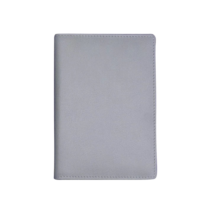 ili New York - RFID Leather Passport Wallet