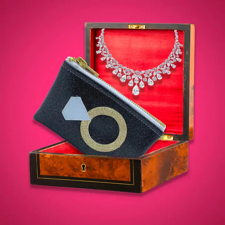 Julie Mollo! Keychain Clutch