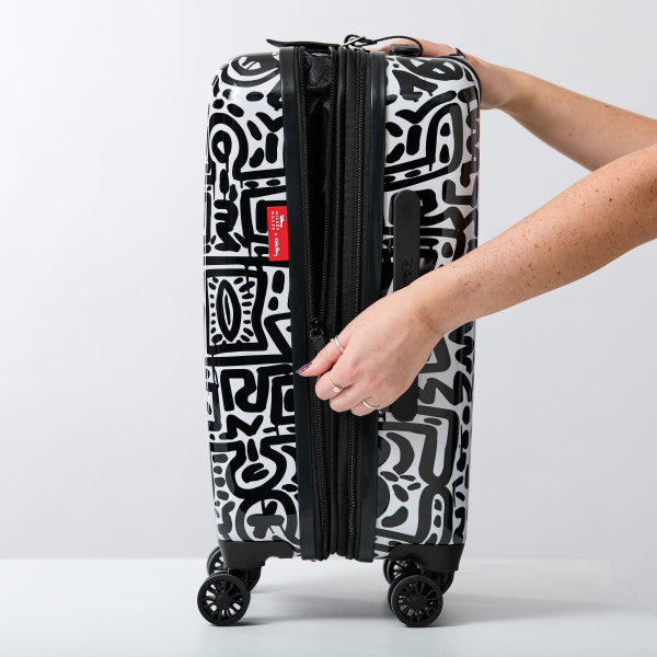 American Tourister DIS x KEITH HARING Hardside Carry-On Spinner