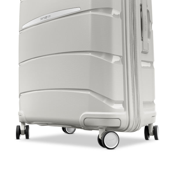 Samsonite Outline Pro Hardside Carry-On Spinner
