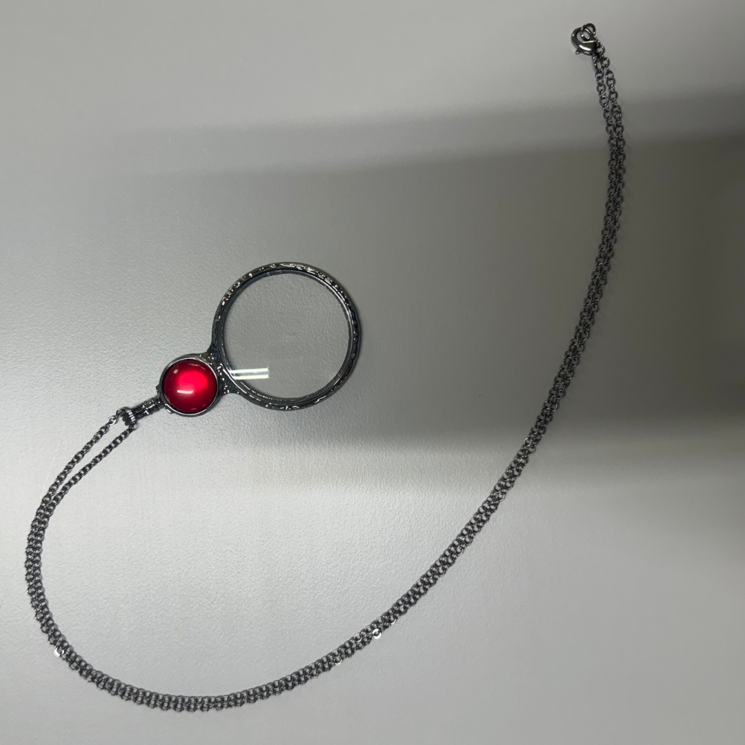 Acrylic & Glass Necklace Magnifier Red