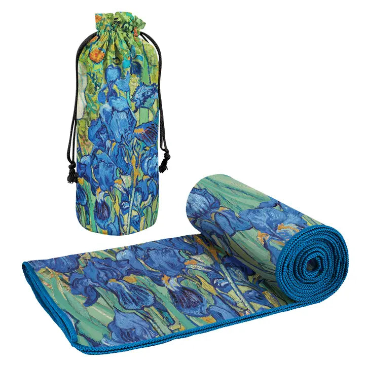 Raincaper Beach Towel with Carrying Pouch