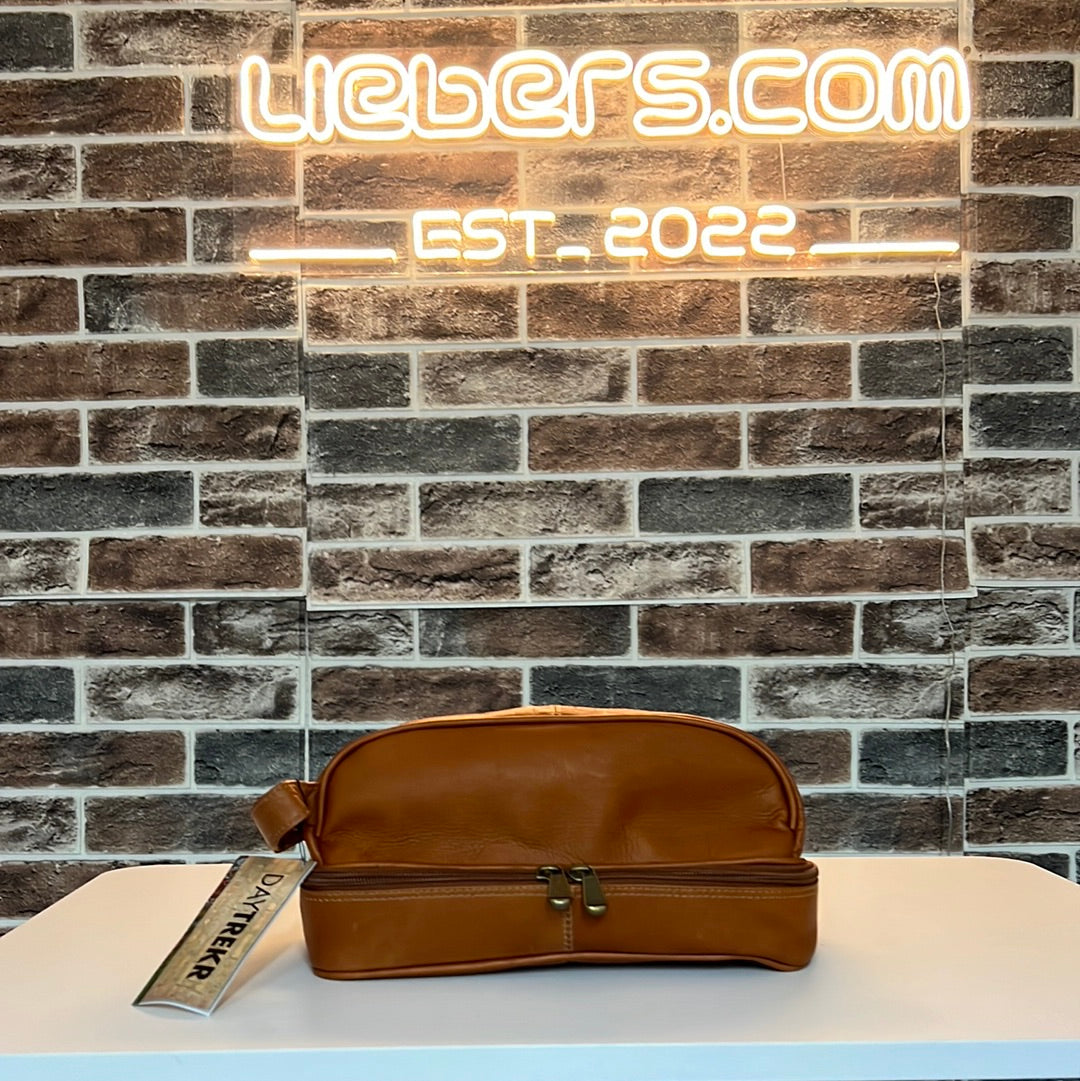 Daytrekr Leather Toiletry Bag/Dopp Kit