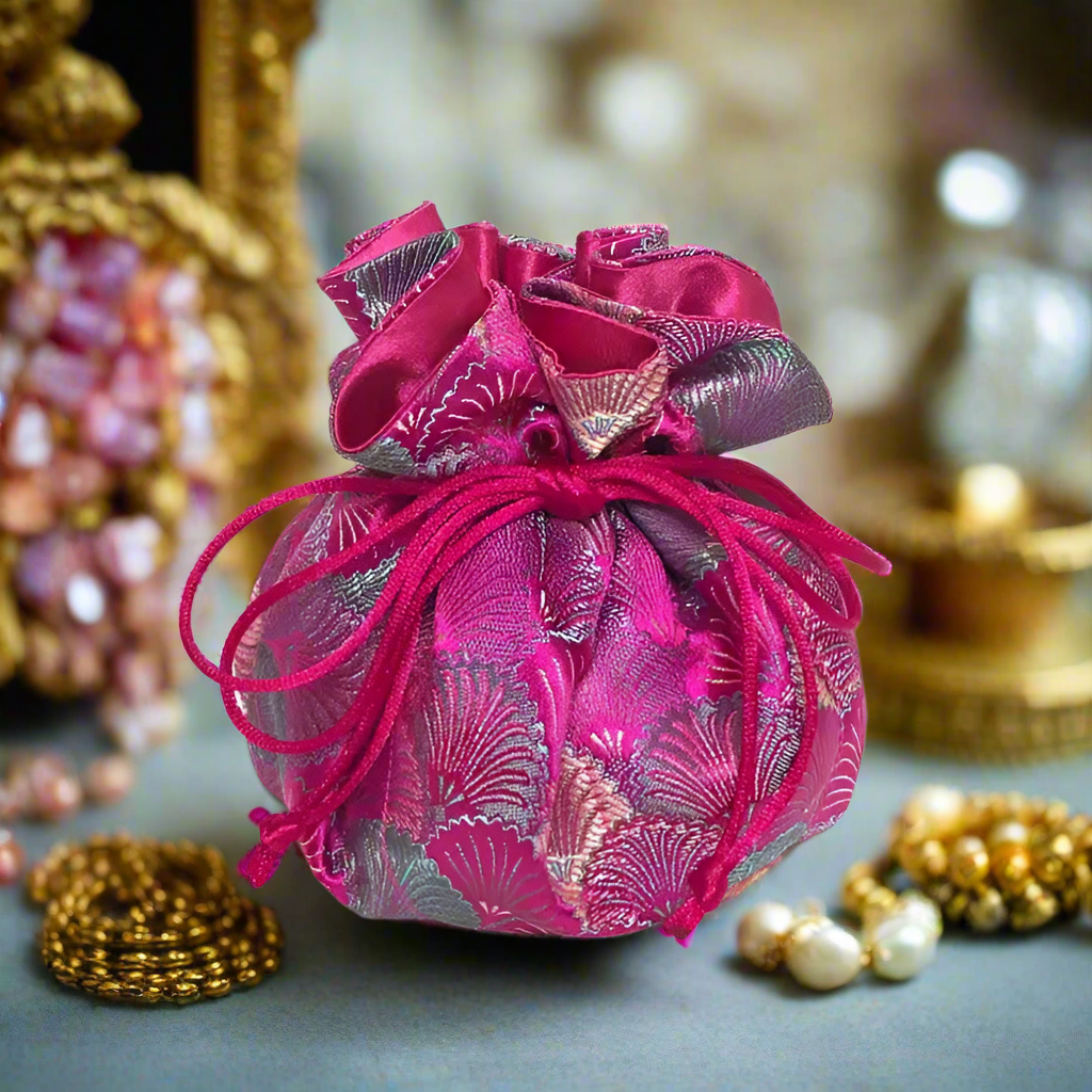 Cathayana Jewelry Pouch Seashells- Fuschia Green