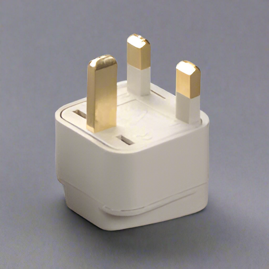 Voltage Valet Grounded Adaptor Plug - GUD | United Kingdom / Ireland / Hong Kong Cream
