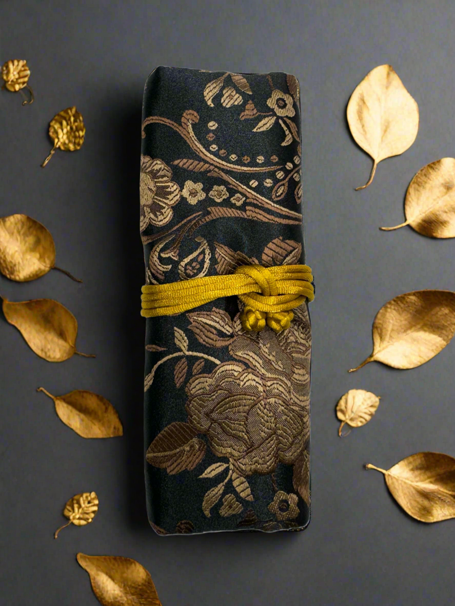 Cathayana Jewelry Rolls Peony- Black Brown