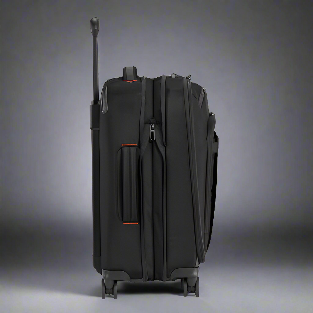 Briggs & Riley ZDX 21” International Carry-On Spinner- ZXU121SPX