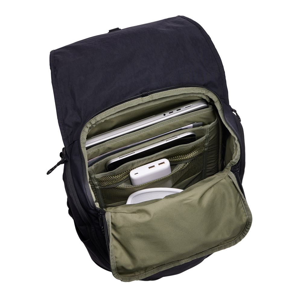 Thule Paramount Water Resistant laptop backpack 27L