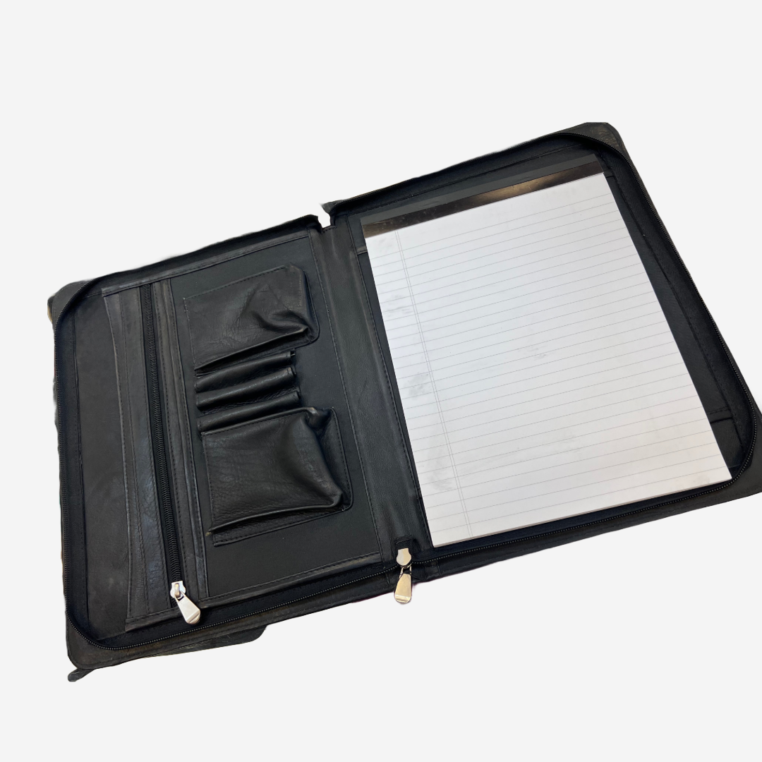 Daytrekr Leather Zipper Padfolio