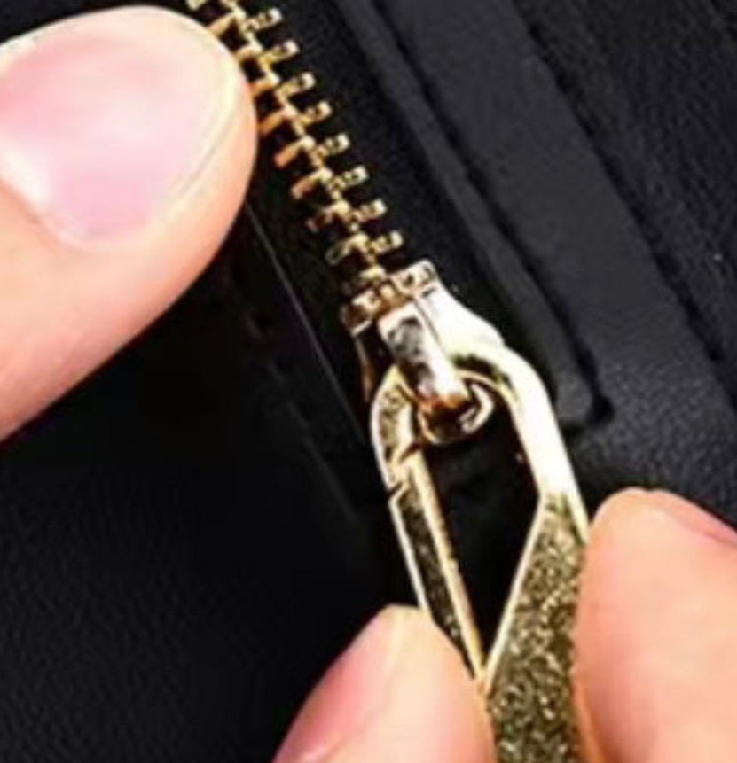 Set of 5 Zipper Pulls