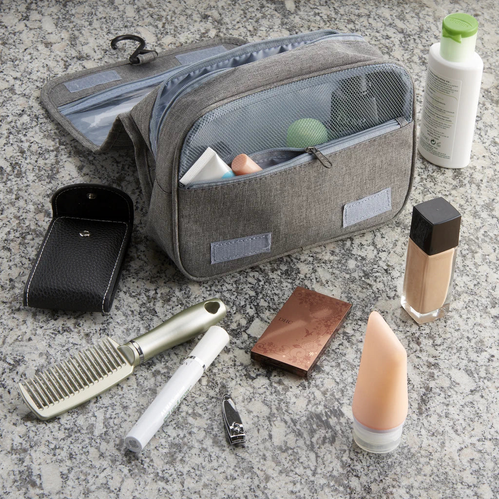 Smooth Trip Hanging Toiletry Kit