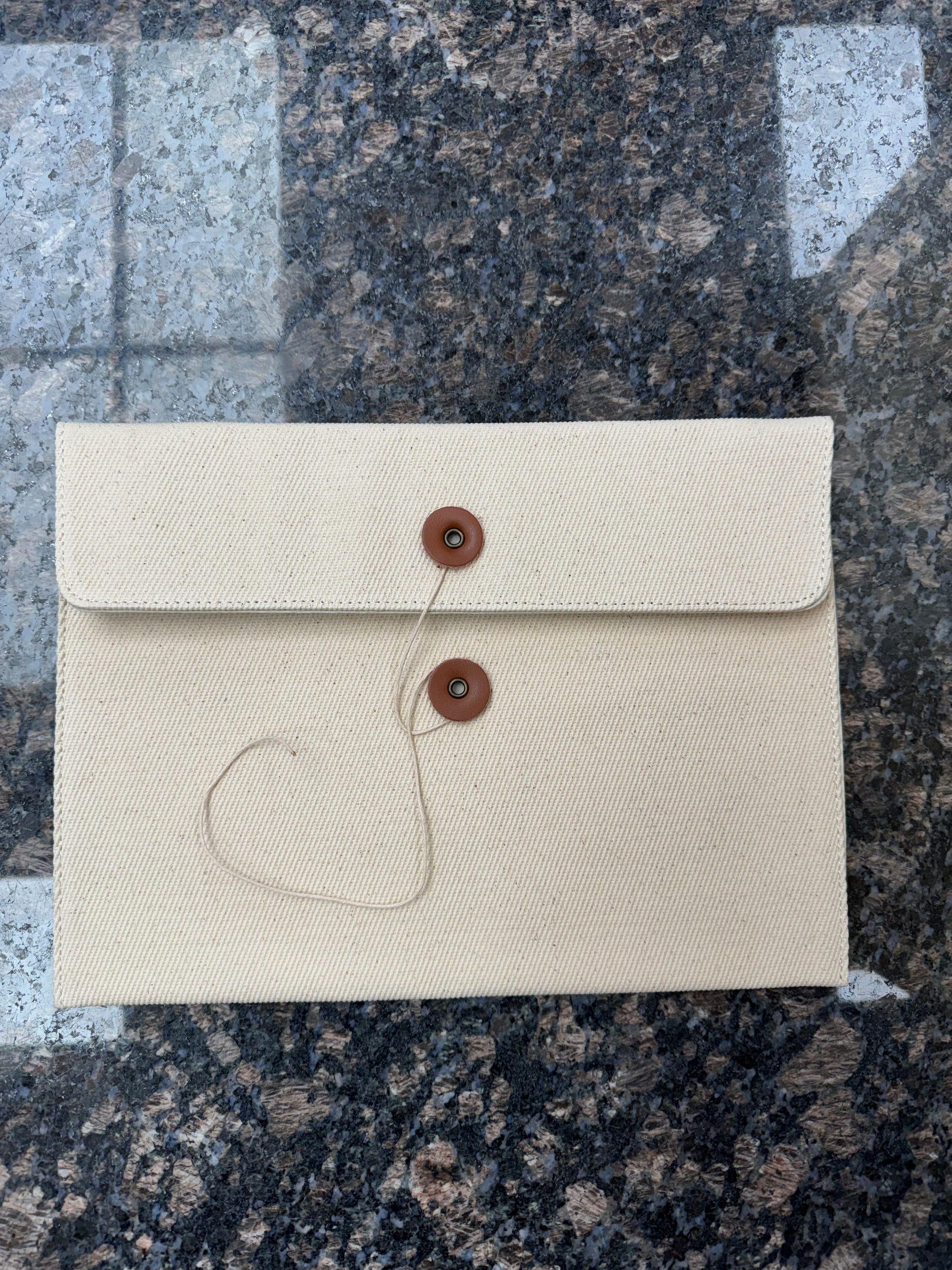 On Sale- CANVAS PORTFOLIO- $5.00