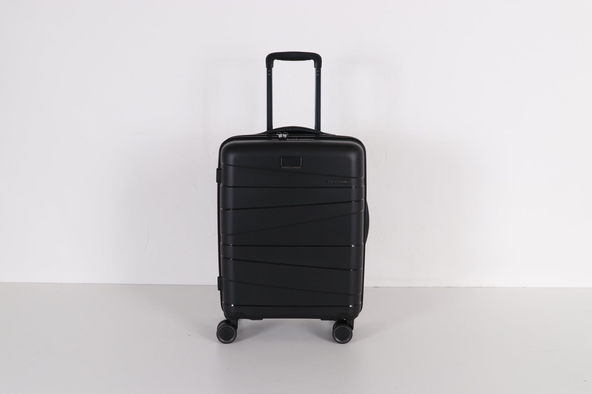 Lieber's Luggage® Legacy Expandable 21" Hardside Carry-On Spinner (Free Monogram, USA Assembled)