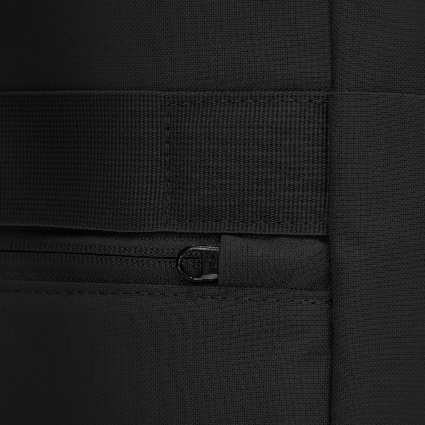 Pacsafe® GO 25L Anti-Theft RFID Laptop Backpack with trolley sleeve passthrough