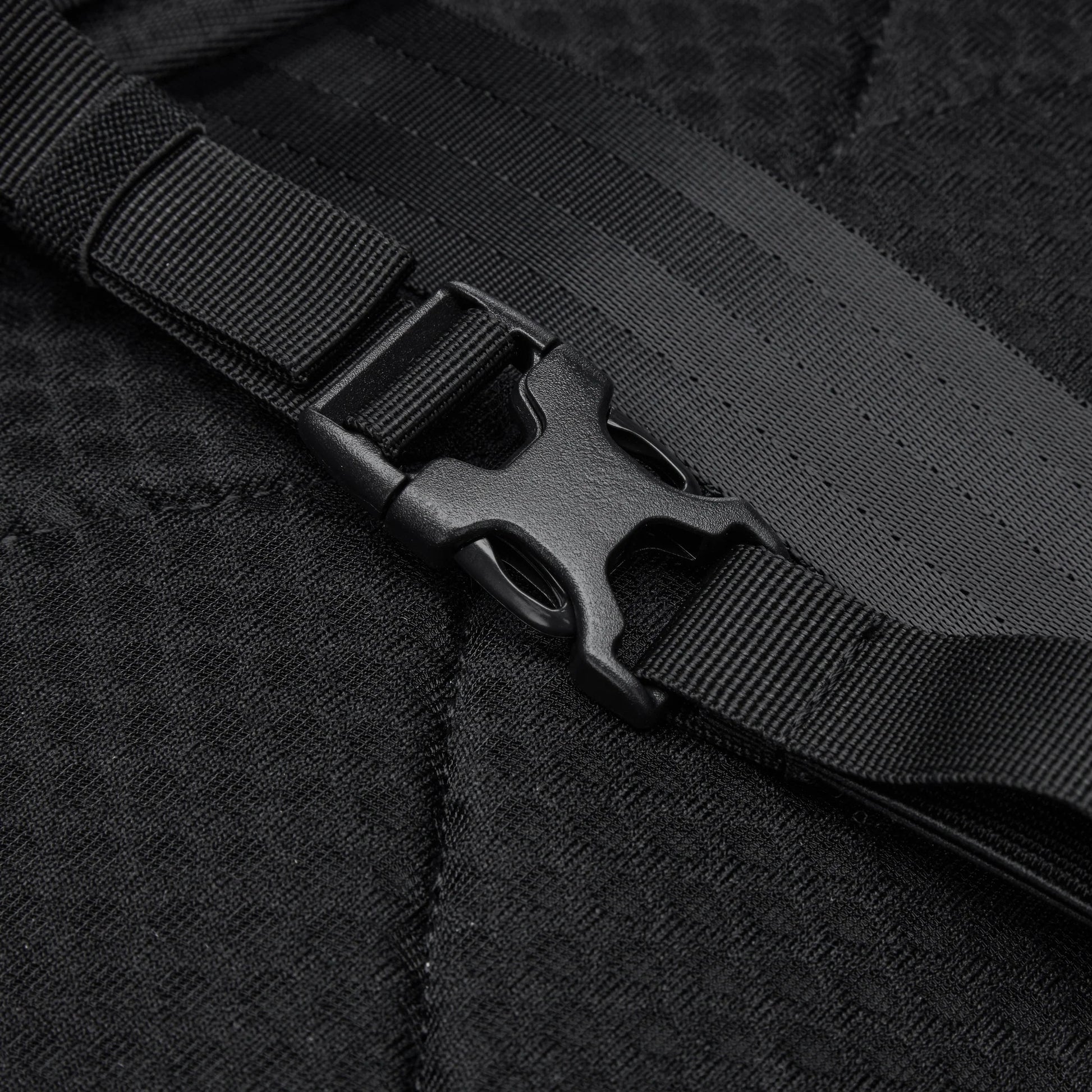 Pacsafe® V 24L Anti-Theft RFID Active Laptop Backpack with trolley sleeve passthrough