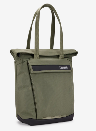 Thule Paramount 22L tote bag with laptop compartment