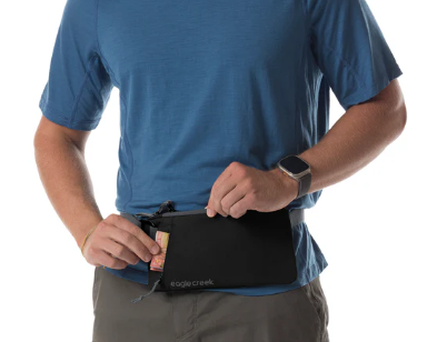 Eagle Creek Stash RFID Waist Sling Black