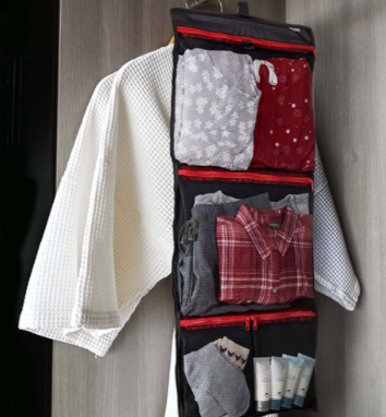 Smooth Trip Hanging Travel Organizer Black