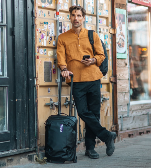 Thule Chasm 2-Wheeled Duffel/Hybrid Carry-On