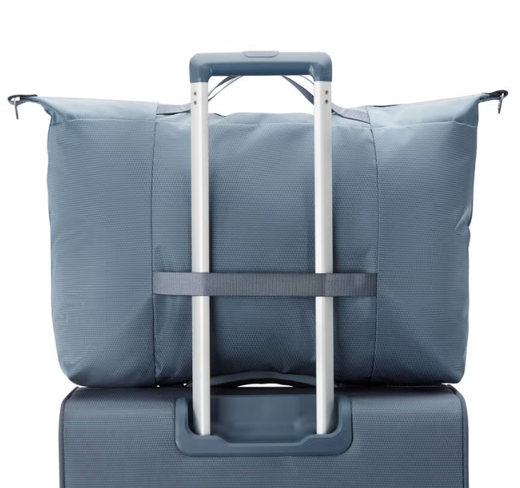 Samsonite UpLIFT Foldable Weekender Duffel with trolley sleeve passthrough