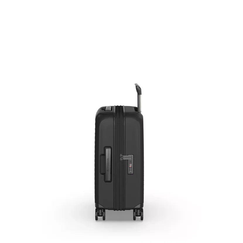Victorinox Airox ADVANCED Frequent Flyer Hardside Carry-On Spinner (Free Personalization)