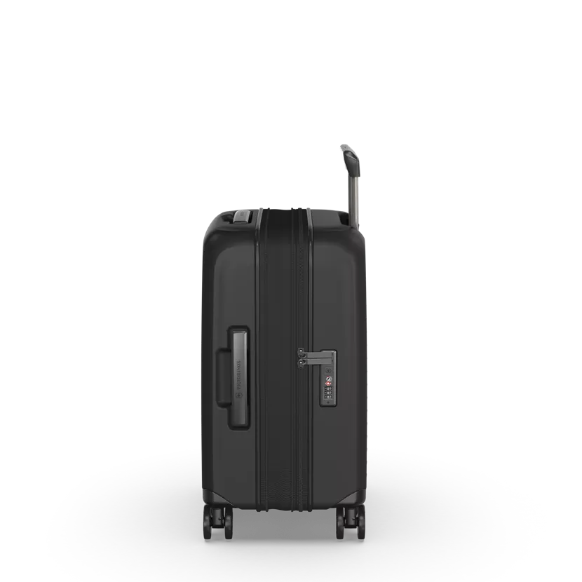 Victorinox Airox ADVANCED Frequent Flyer Hardside Carry-On Spinner (Free Personalization)