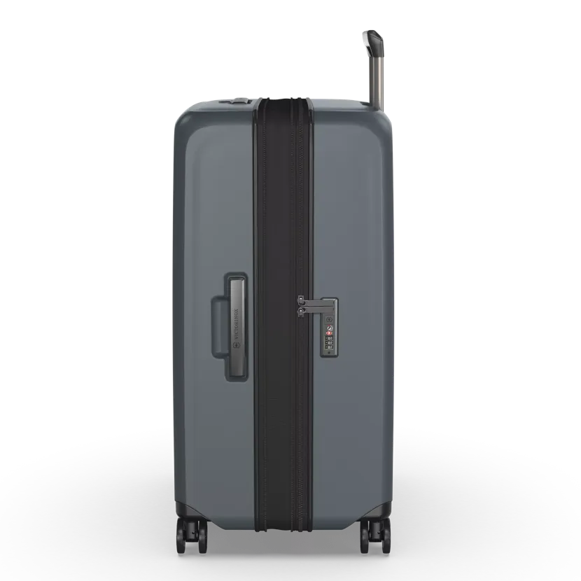 Victorinox Airox ADVANCED Large 29.5" Hardside Spinner (Free Personalization)