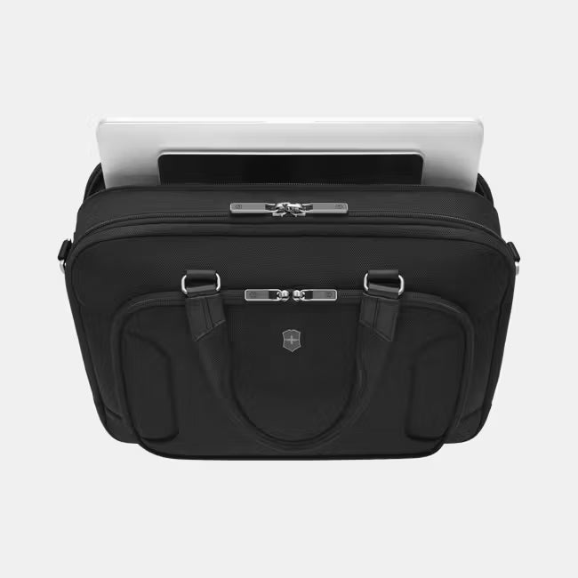 Victorinox Werks 7.0 Deluxe Briefcase