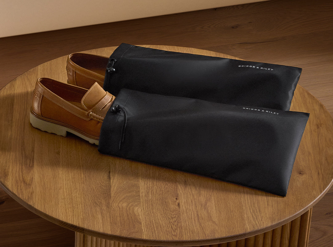 Briggs & Riley Pair of Shoe Covers Black