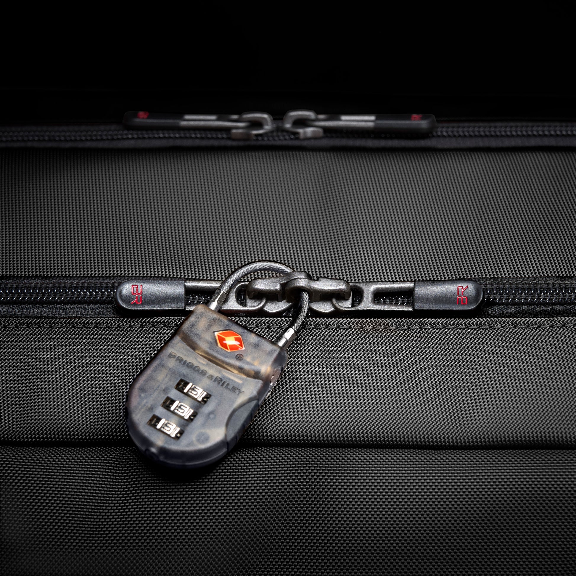 *NEW* Briggs & Riley ZDX Cabin Bag with RFID & trolley passthrough sleeve (Free Monogram)