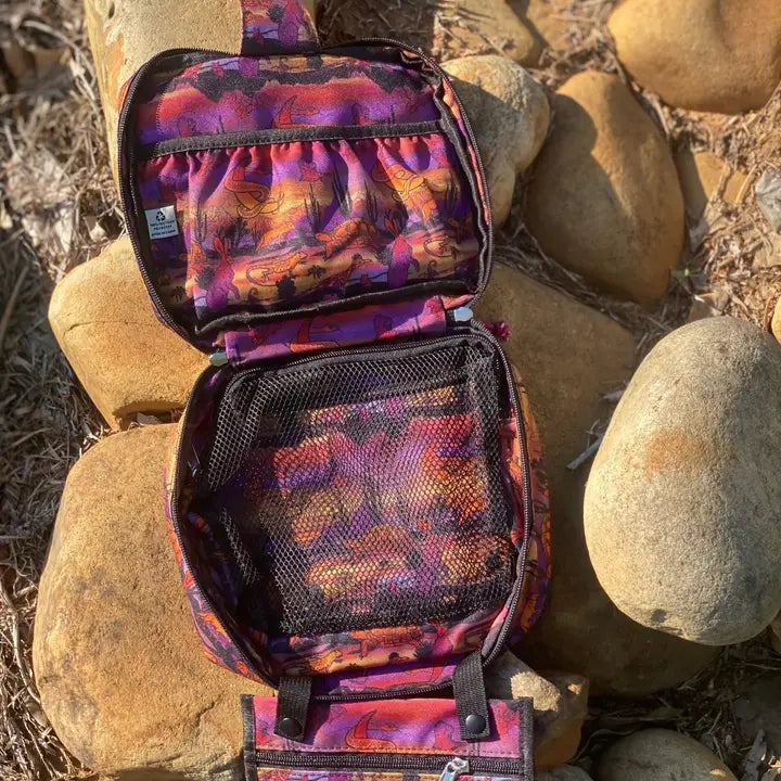 Sipsey Wilder Hanging Toiletry/Travel Organizer