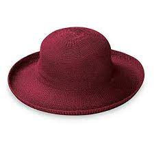 Wallaroo Packable Hat - Victoria Cranberry Medium