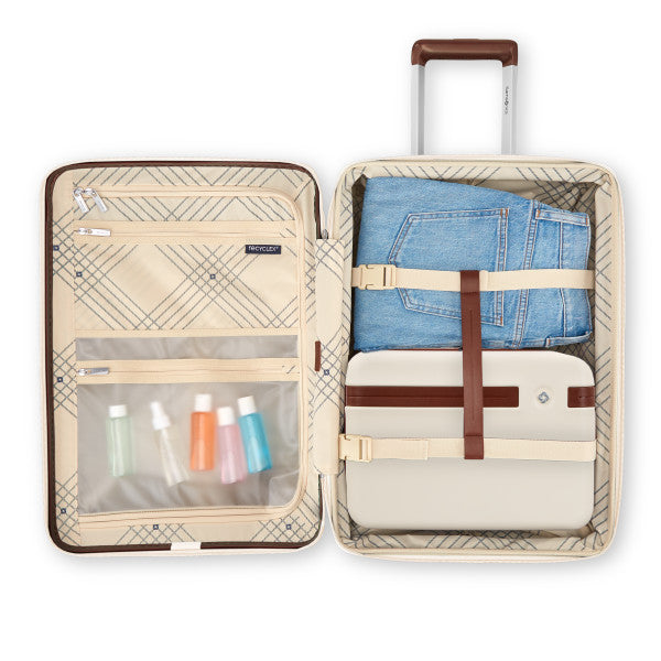 Samsonite Virtuosa Train Case with trolley sleeve passthrough