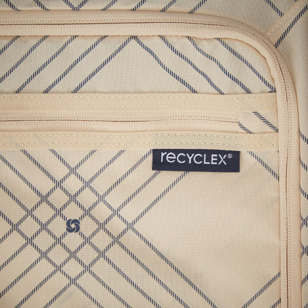 Samsonite Virtuosa Train Case with trolley sleeve passthrough