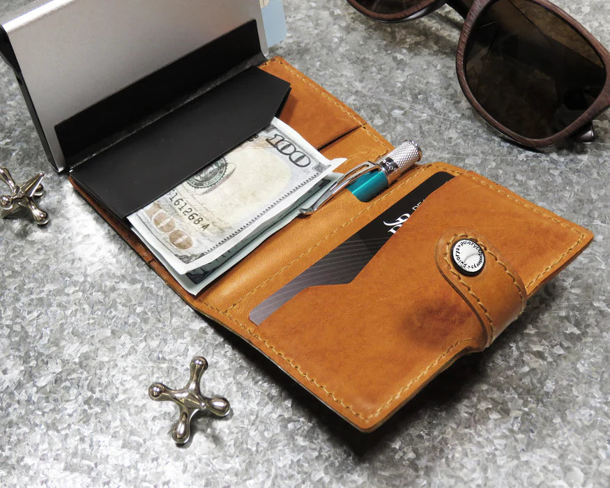 Pularys Modern Traveler Wallet Cognac