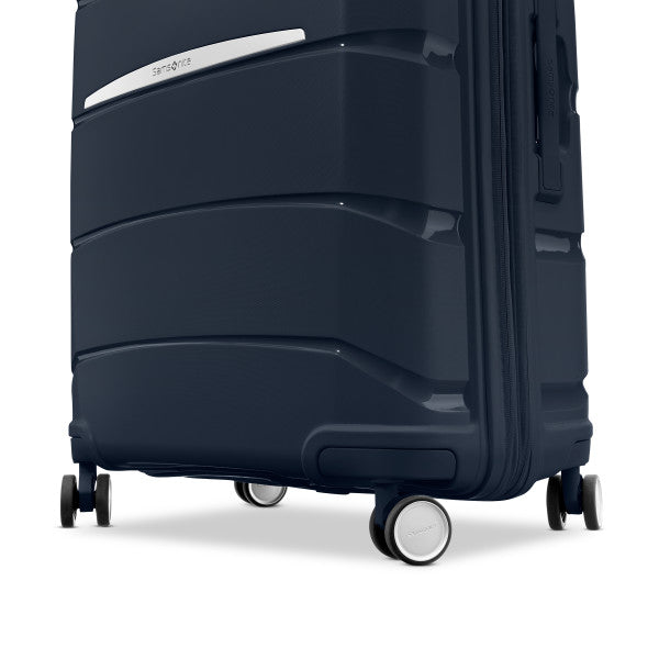 Samsonite Outline Pro Hardside Carry-On Spinner