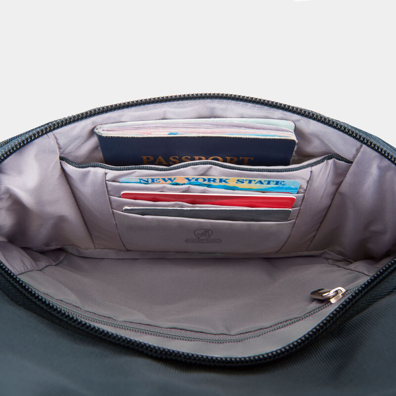 Travelon Anti-Theft Classic Essential Security travel bag