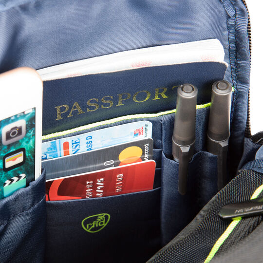 Travelon Anti-Theft Urban® Small Crossbody Bag with 5-Point Anti-Theft Protection