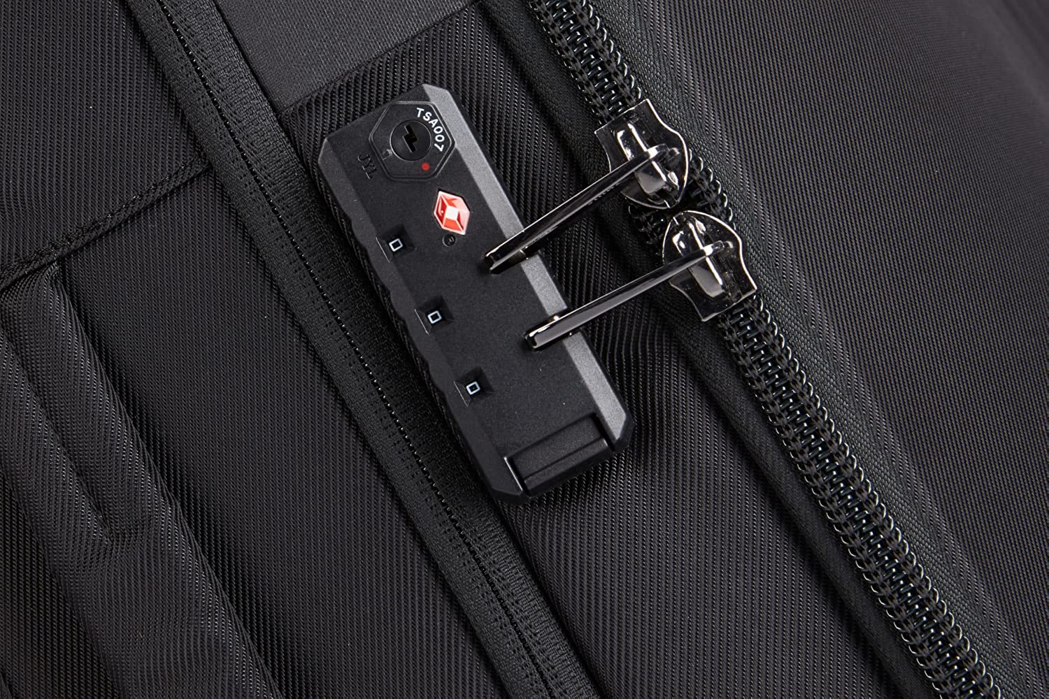 On Sale - Thule Spira spinner 68cm/27" black